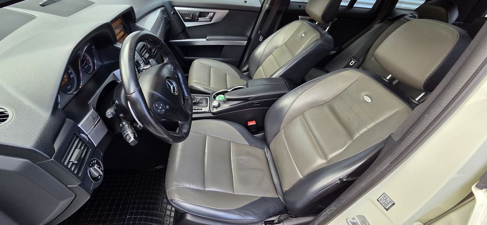 Mercedes GLK 220 cdi 4 MATIC Edition1, Panoramic  Bi-xenon,Tapițerie piele
