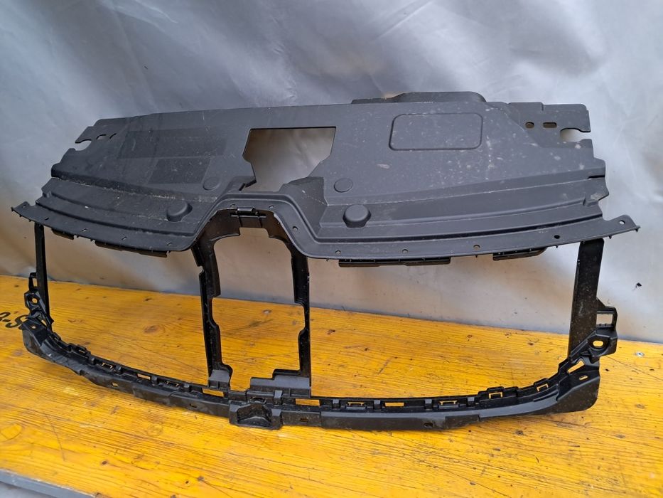 Грил решетка панел Renault Austral