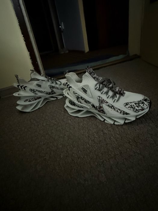 Продавам маратонки