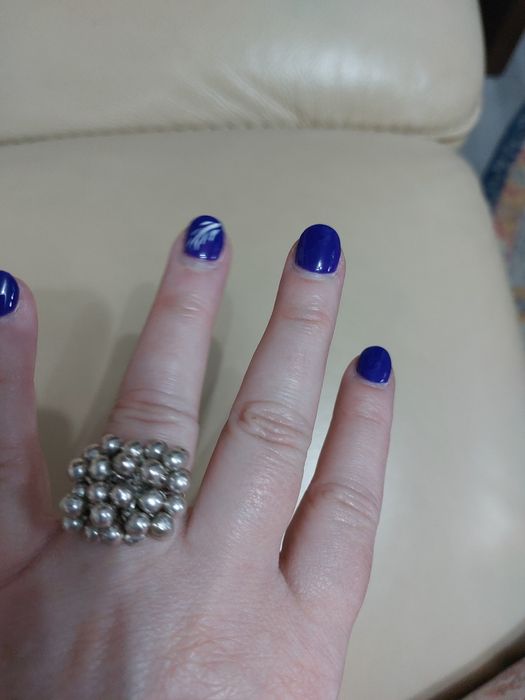 Vând inel dragut din argint 925.