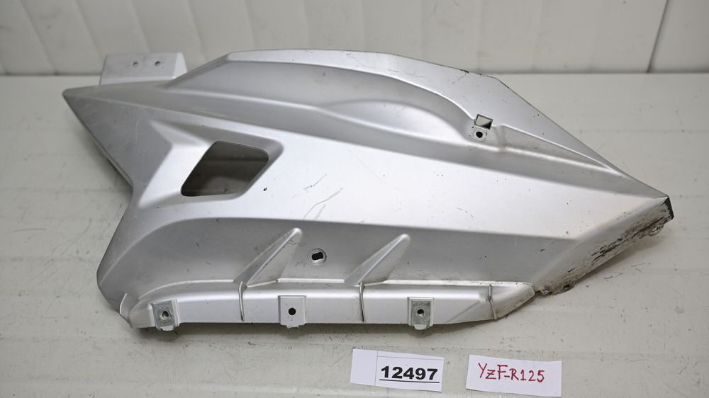 Carena Inferioara Dreapta Yamaha YZF-R125 2008 - 2012