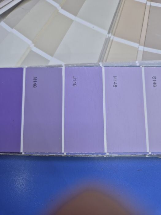 Краска резиновая и мастика