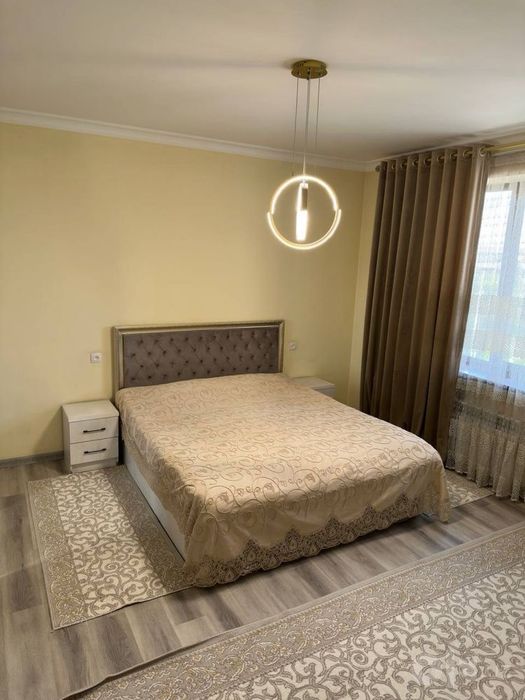 Arenda olmazor Chigʻatoy ful komplekt kvartira 

2/4/8

Площадь: 99 м²