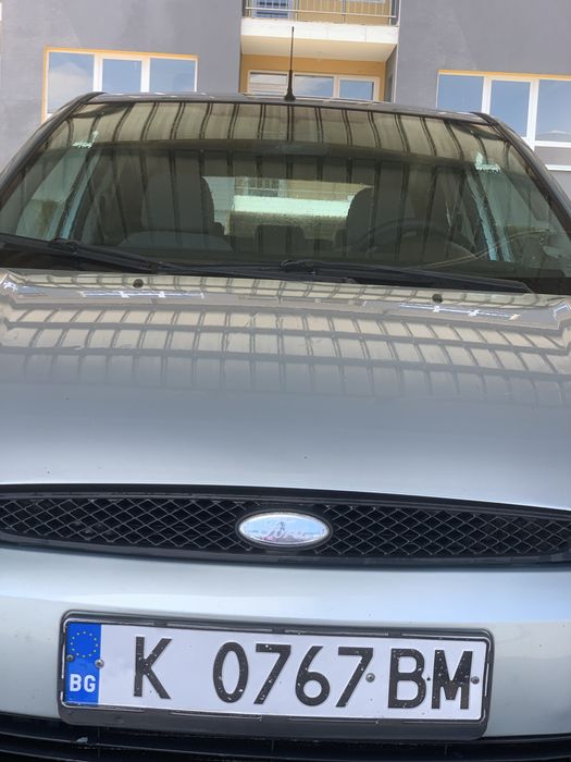Продавам автомобил