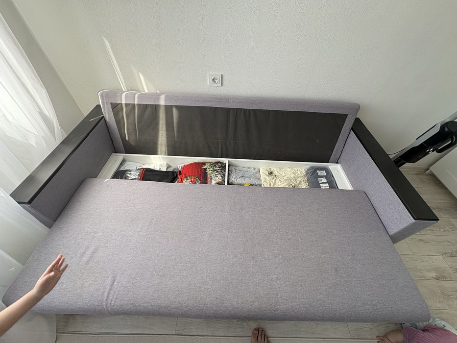 Диван в хорошем состоянии! Продается!