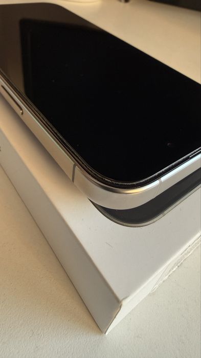 Iphone 16 Pro 256 GB Батерия 96% (2 год. гаранция)