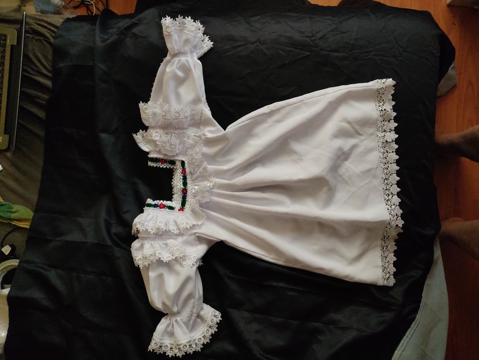 Cămașă tradițională din zona Maramureșului pentru domnișoare