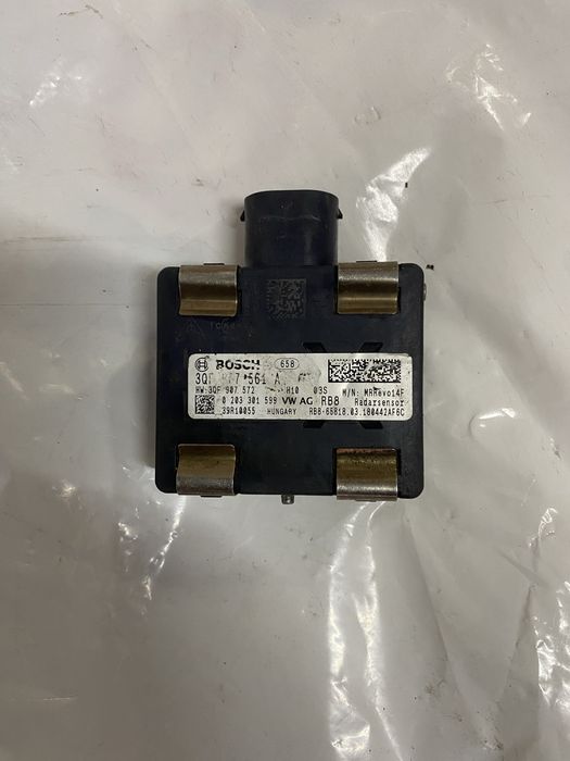Radar Distronic VW Golf 7 3QF907572
