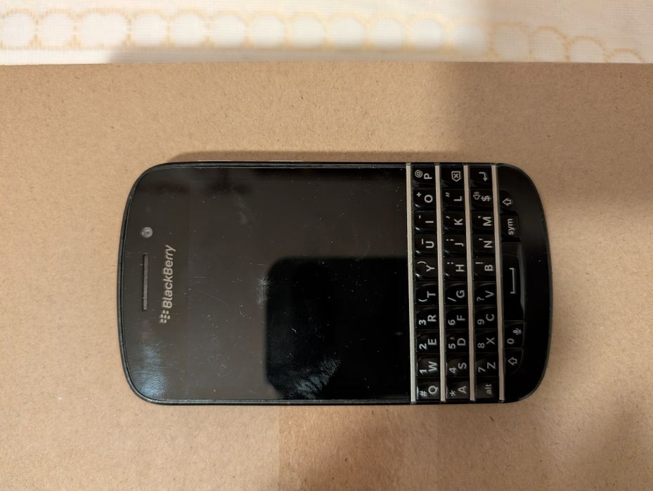 Blackberry q10 добро състояние