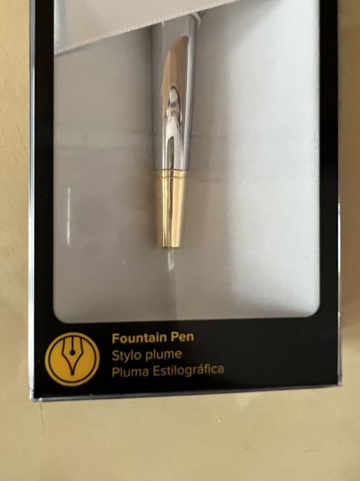 Stilou Cross.Produsul este nou sigilat.