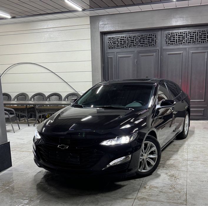 Malibu XL srochno sotiladi