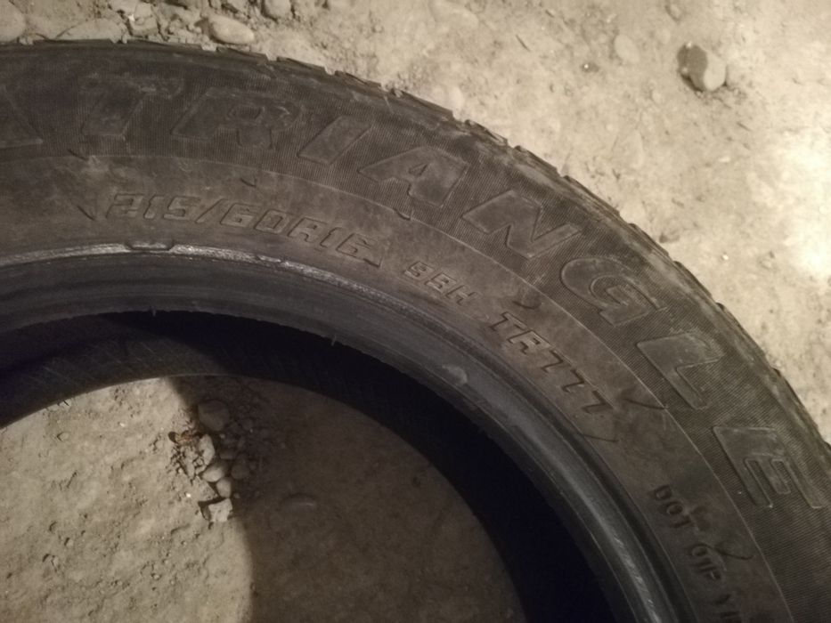 Зимние шины 2 шт 215/60 R16   TRIANGLE