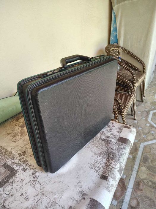 Дипломат (Советский)