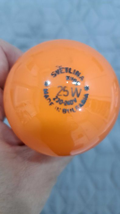 Ретро цветни крушки