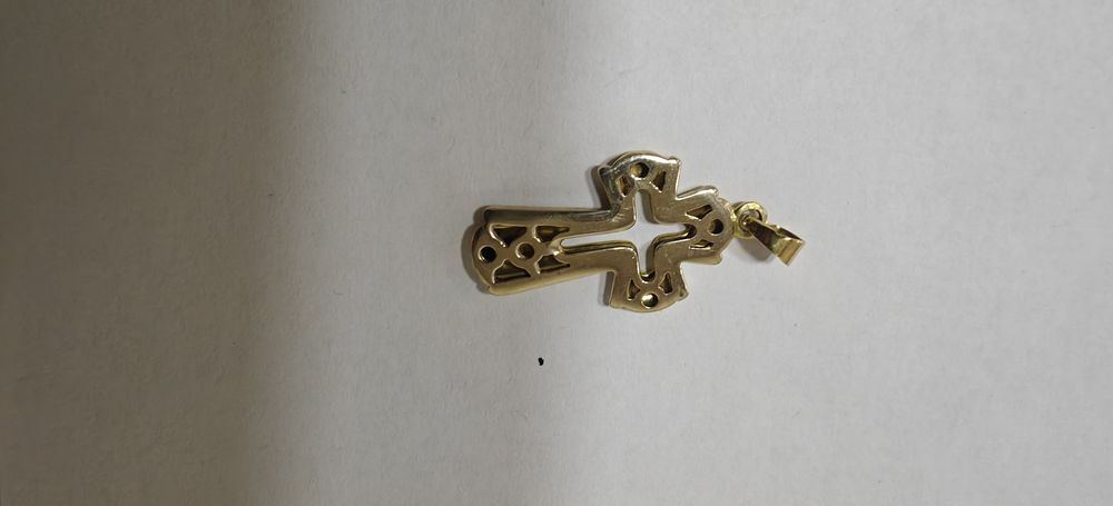 Cruce aur 18k 4.21gr (r)