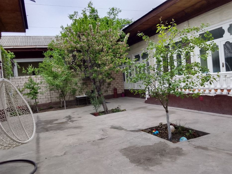 Uy sotiladi inyaz orqasida