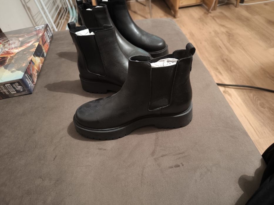 Италиански боти естествена кожа .