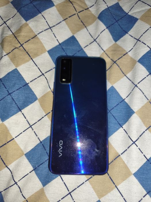Vivo v2027 64 gb