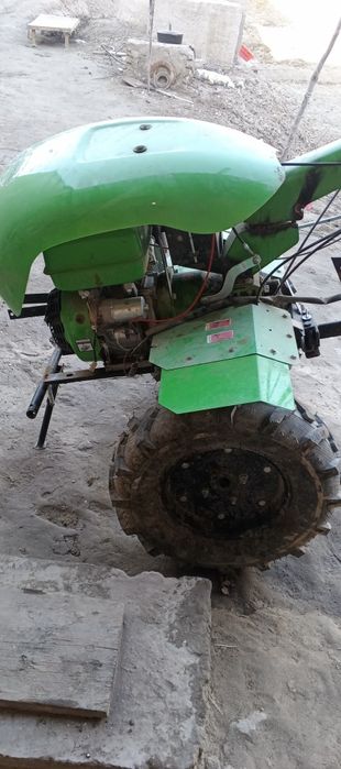 Mini taraxtir sotiladi xolat yaxshi kilitda yonibduribdi