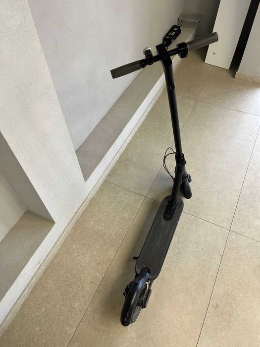 Trotineta electrica xiaomi m365 2
