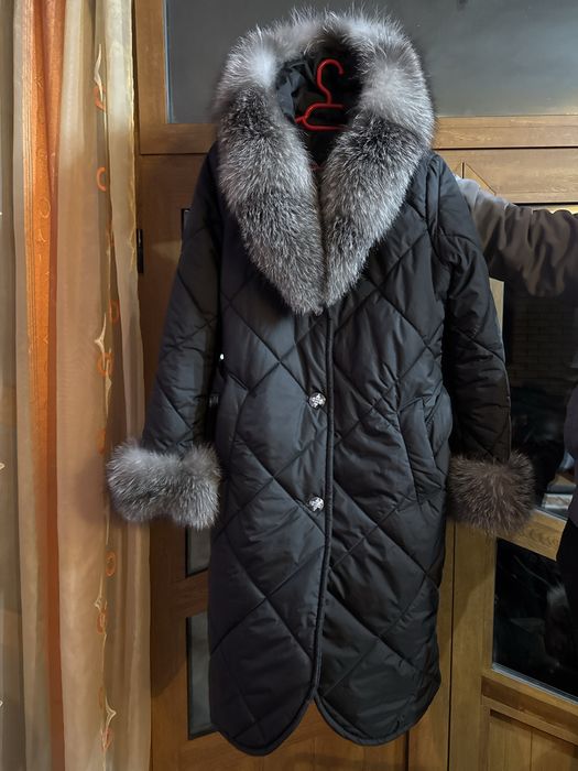Haina lunga cu blana naturala