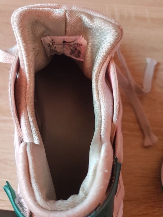 Оригинални маратонки Nike,