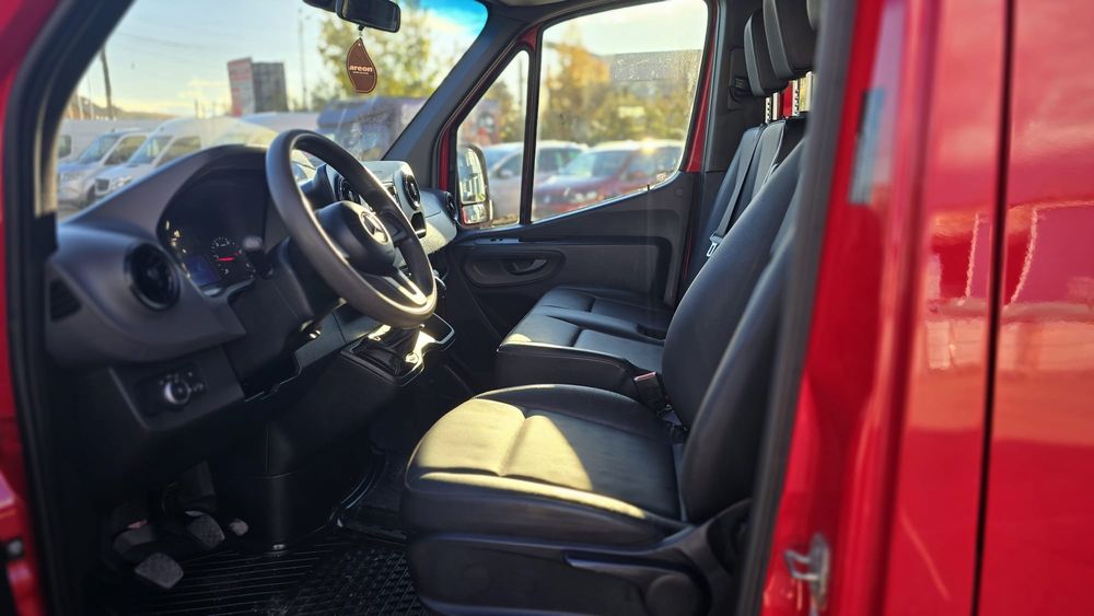 Mercedes sprinter doka maxi