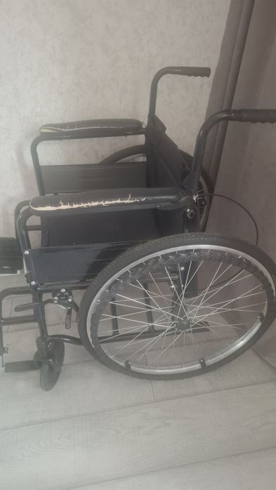 Кресло инвалидное б/у,