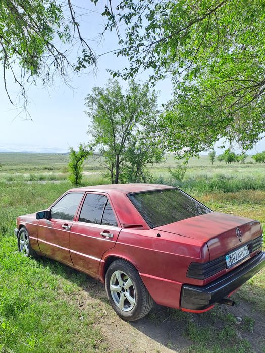Продам Mercedes 190