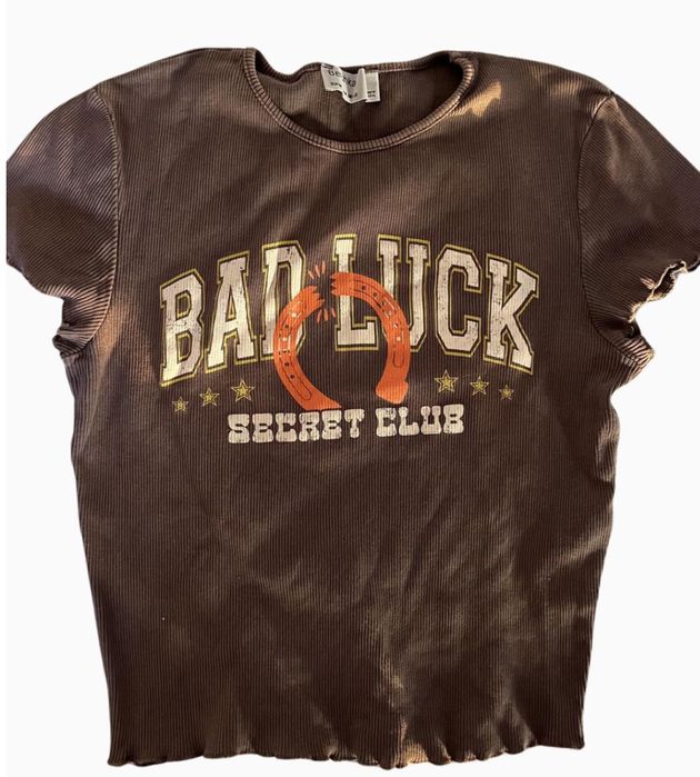 cropped тениска от бершка