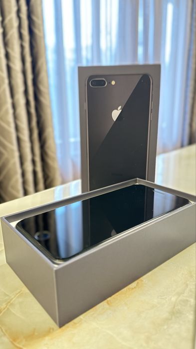 iphone 8 plus / 64gd