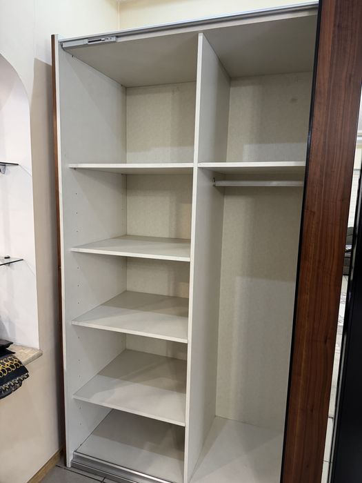 Продам спальный гарнитур