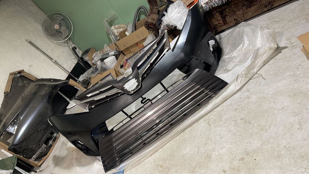 Фары  бампер Тойота  Сиенна