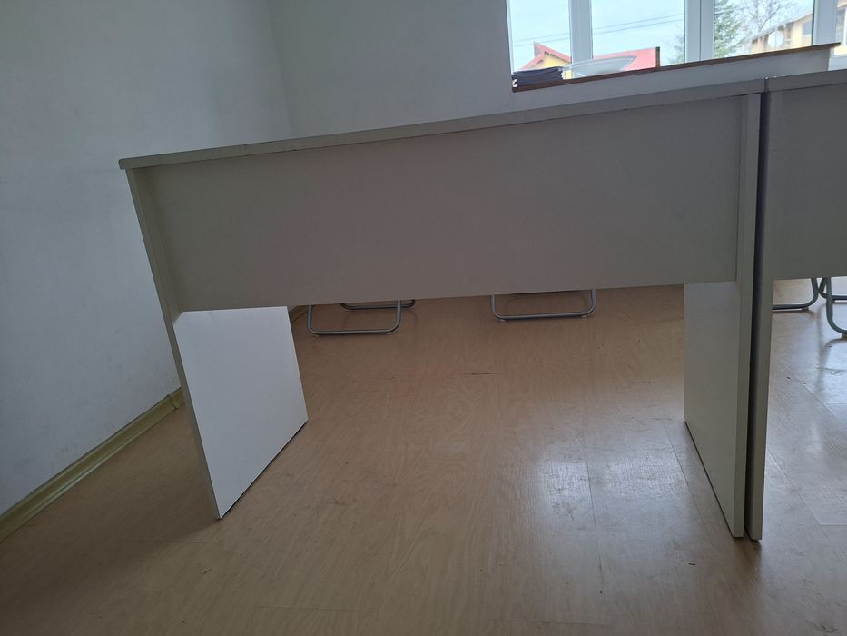 Bănci școlare și scaune