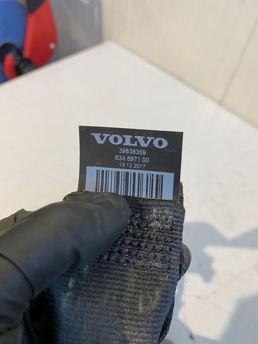 Centura spate Volvo XC60 2018 39838359