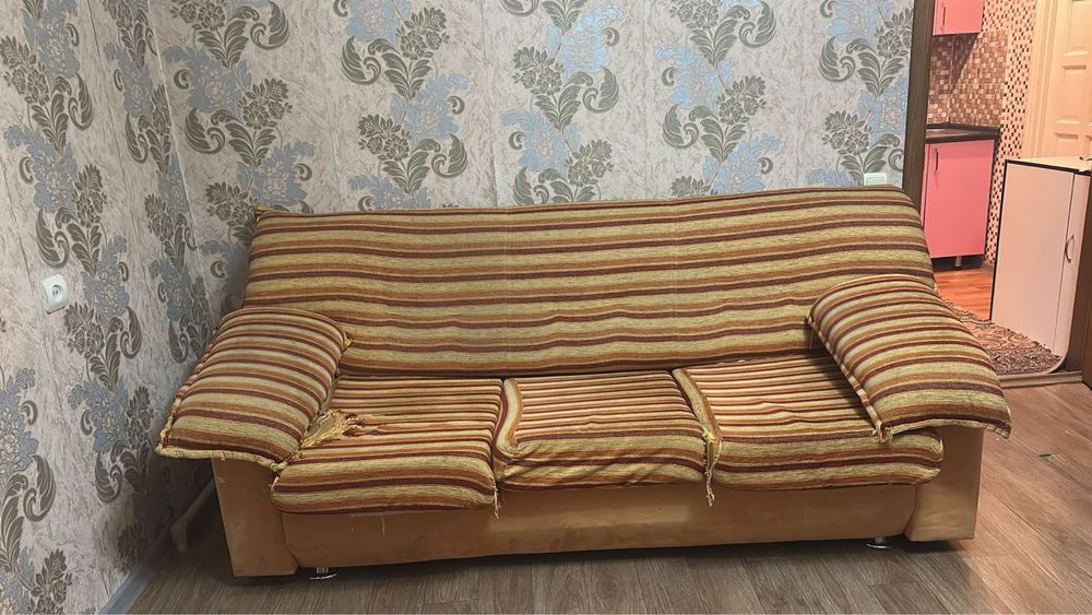 Шкаф диван тумба