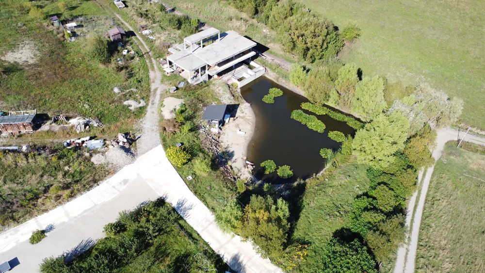 Casa 300 mp utili, teren 182 ari mp, Sigmir