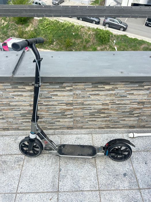 Trotinete de adulti