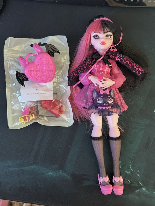 Продаю кукол Monster High