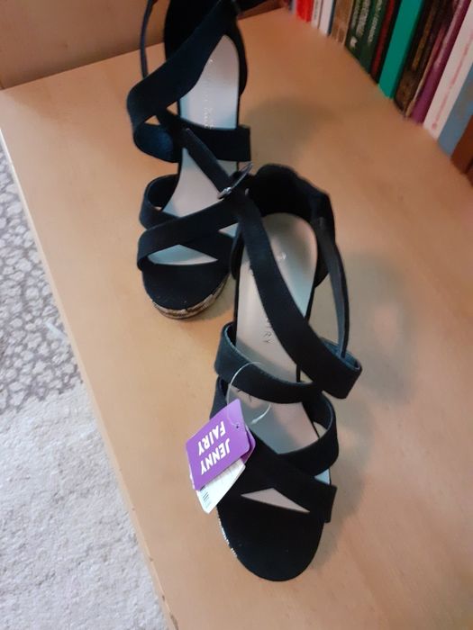 Летни сандали и чехли