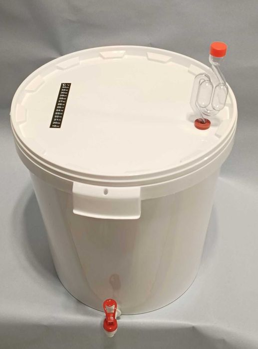 Бак пищевой 32 литра