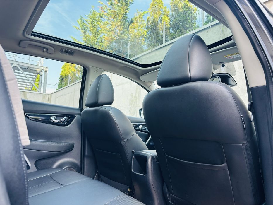 Qashqai Tekna/Full piele perforata/Panoramic/Camere 360/Jante 19/Lane assist/Blind Spot/Brake assist/Garantie 12 luni
