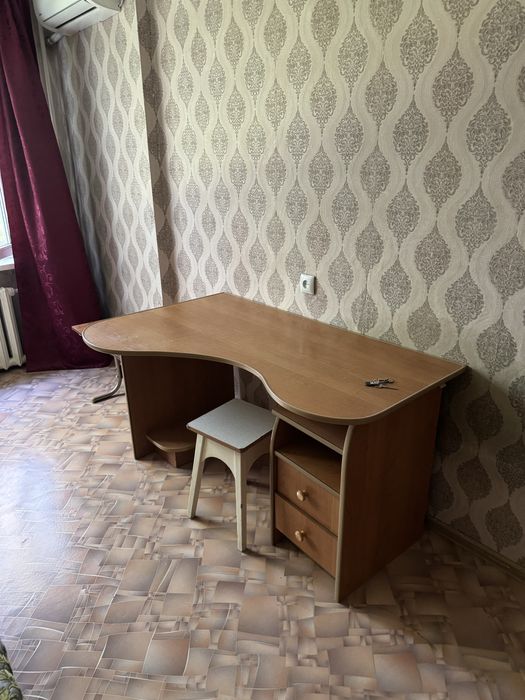 Отдам бесплатно мебель