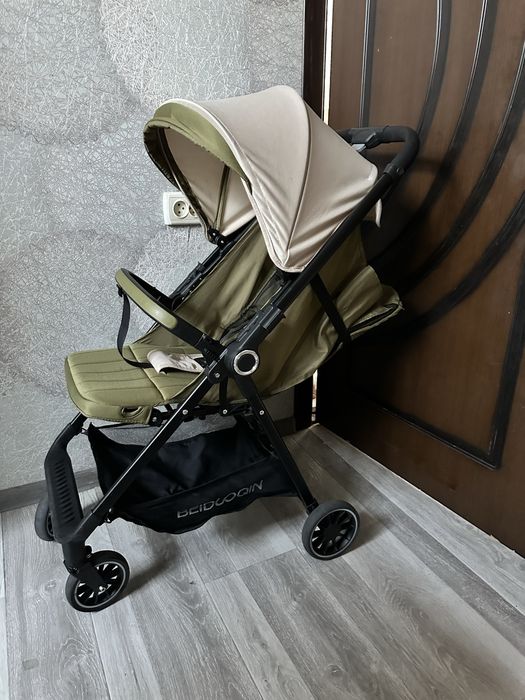 Продам детскую коляску  прогулочную