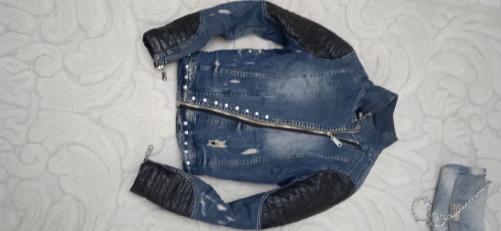 Geaca mexton imblanita cu piele naturala
