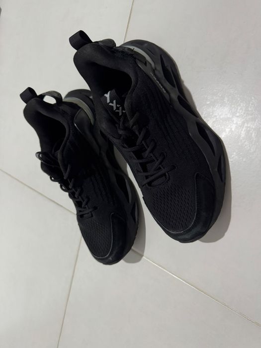 Adidași Gryxx mărime 43 branț 28cm