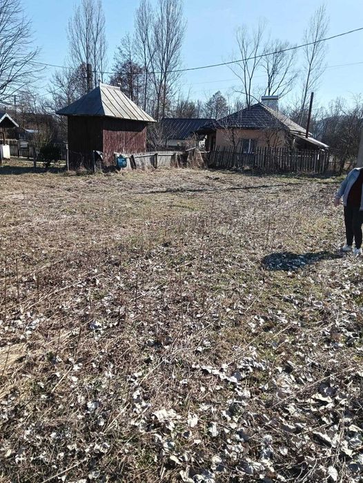 Teren de vanzare – Bunești, Vâlcea, Str. Trandafirilor colț cu Str. Parcului - intravilan 2.342 mp