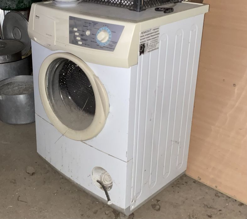 Продам стиральную машинку