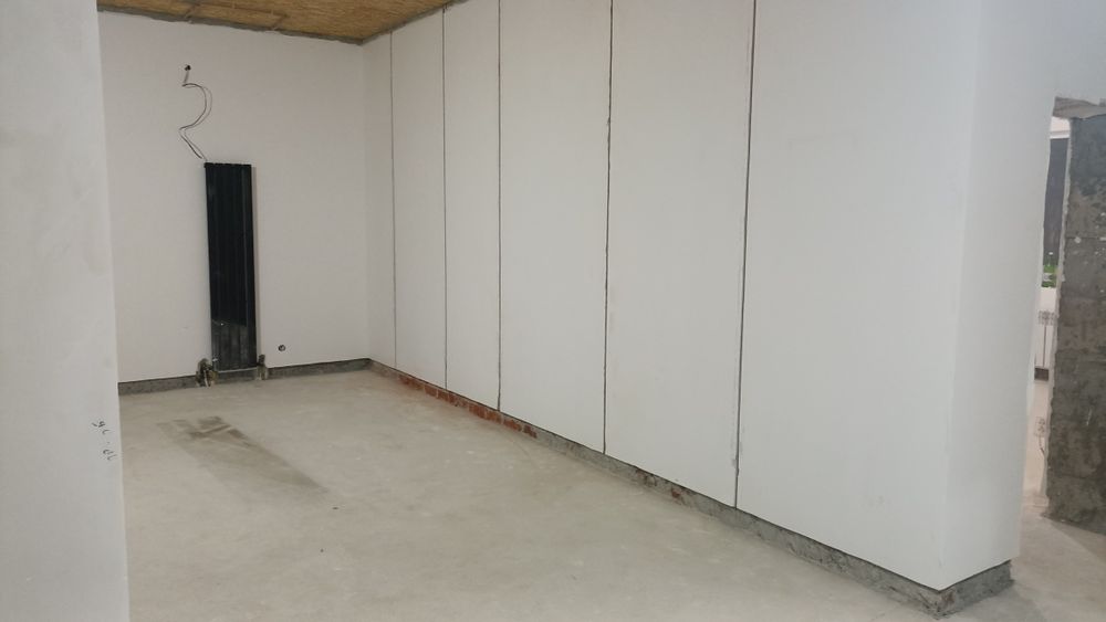 Ремонт квартир , домов .