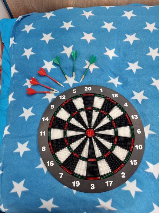 Дартс игра с меки стрелички